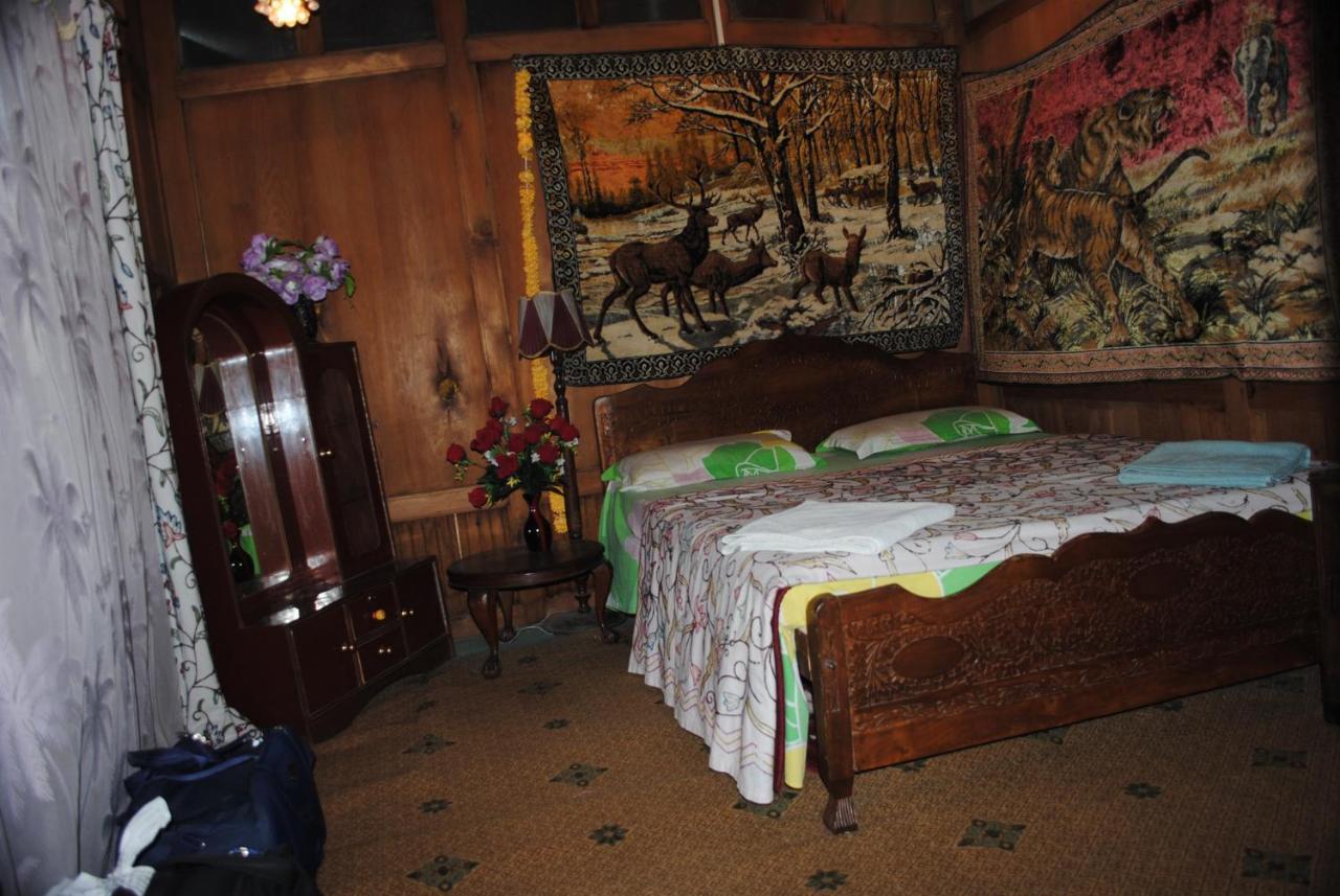 Houseboat Zaindari Palace Srinagar  Ngoại thất bức ảnh