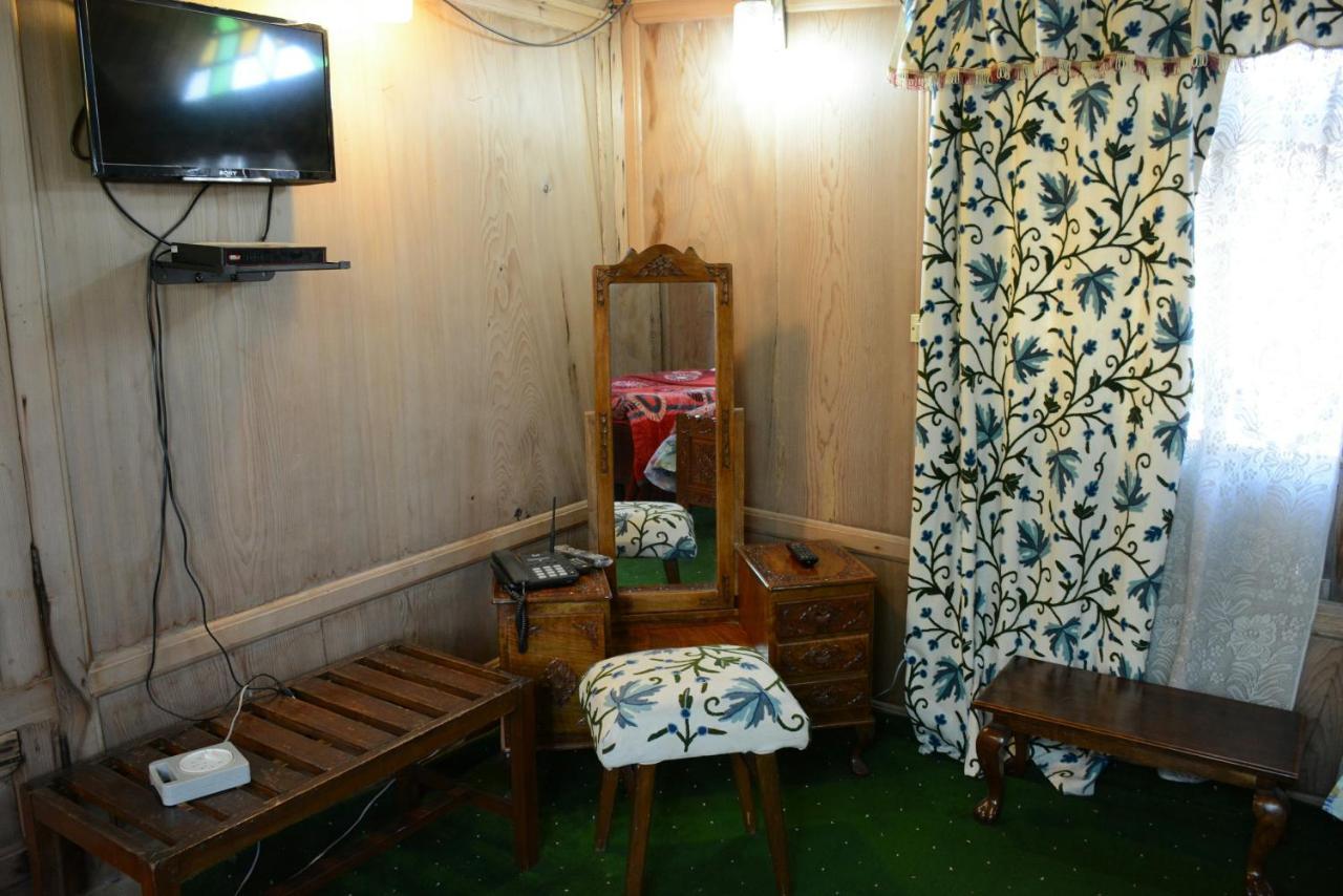 Houseboat Zaindari Palace Srinagar  Ngoại thất bức ảnh