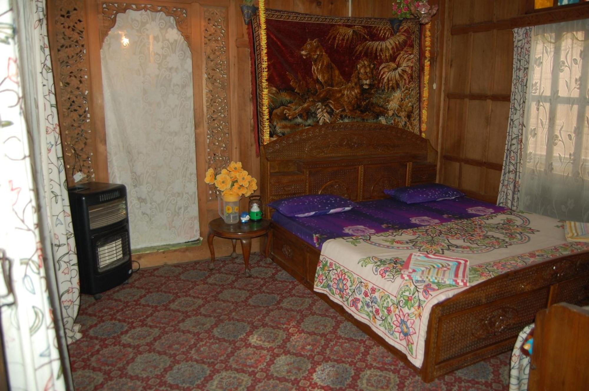 Houseboat Zaindari Palace Srinagar  Ngoại thất bức ảnh