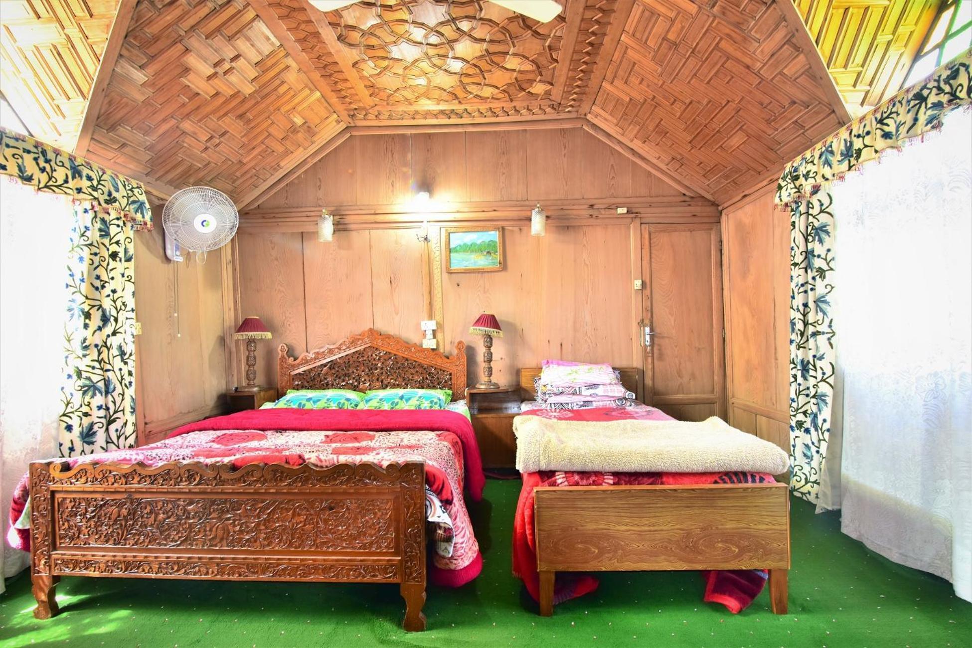 Houseboat Zaindari Palace Srinagar  Ngoại thất bức ảnh