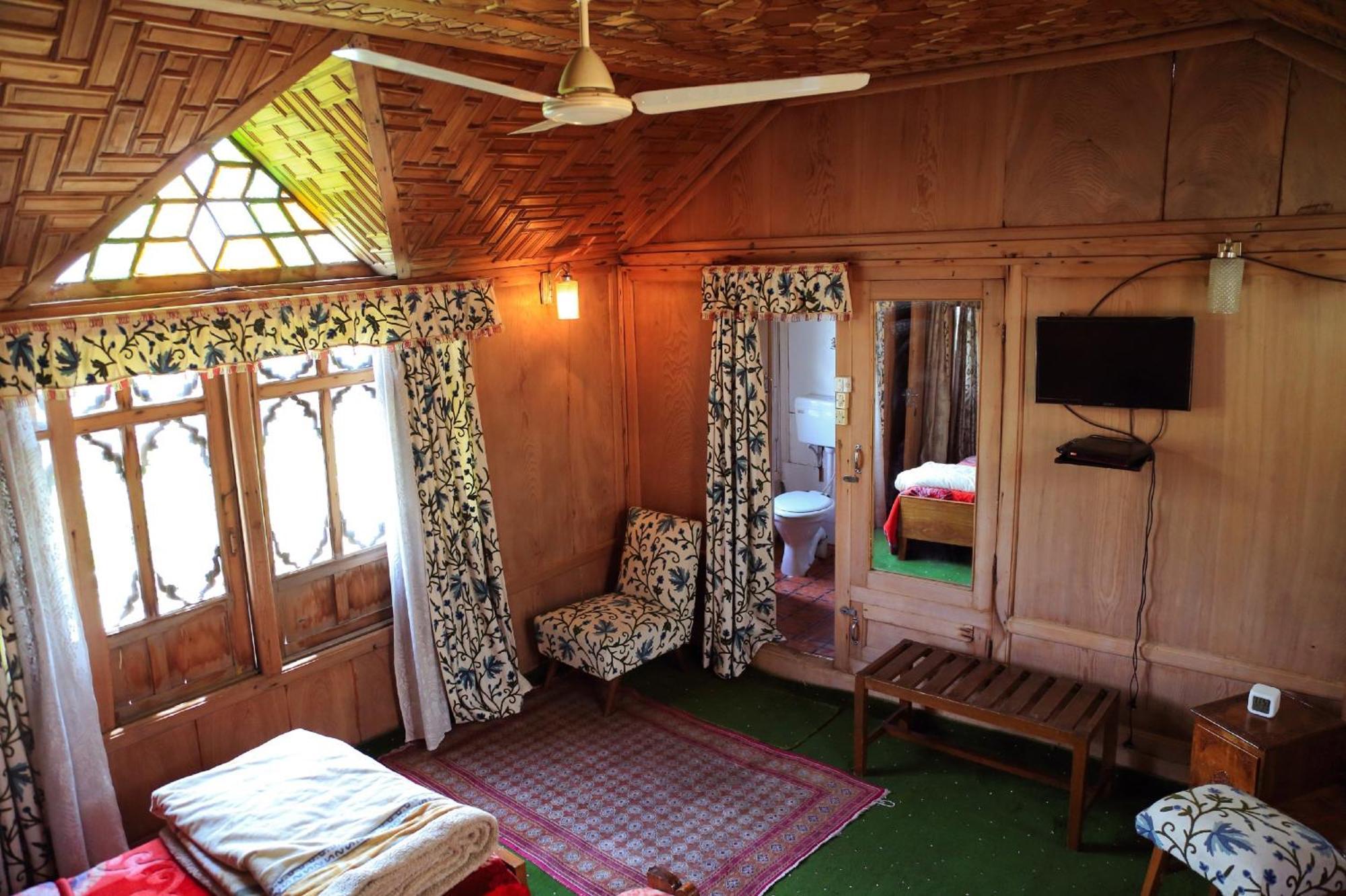 Houseboat Zaindari Palace Srinagar  Ngoại thất bức ảnh