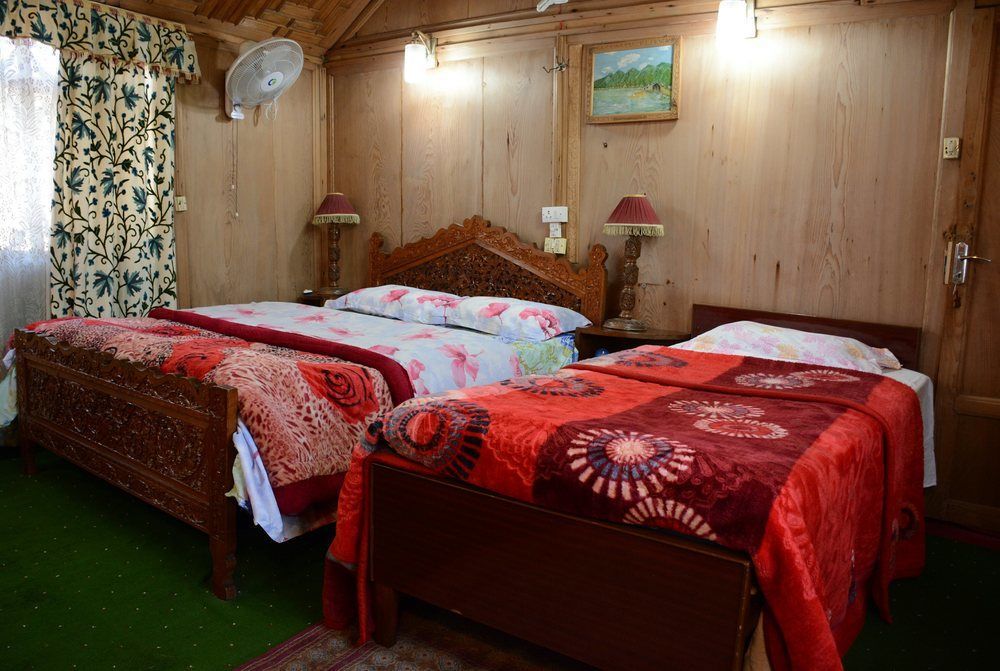 Houseboat Zaindari Palace Srinagar  Ngoại thất bức ảnh